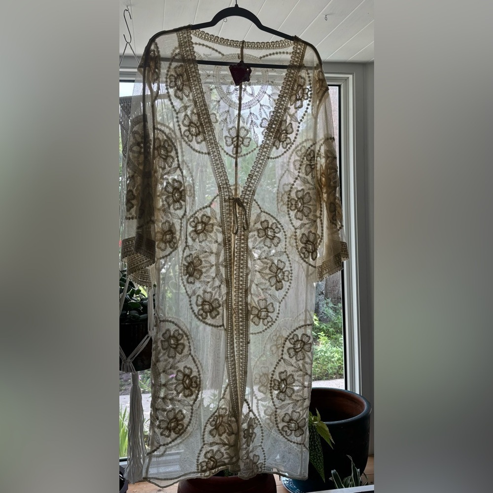 Alia Women’s Kimono